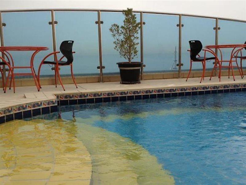 Le Royal Corniche Hotell Salmiya Eksteriør bilde
