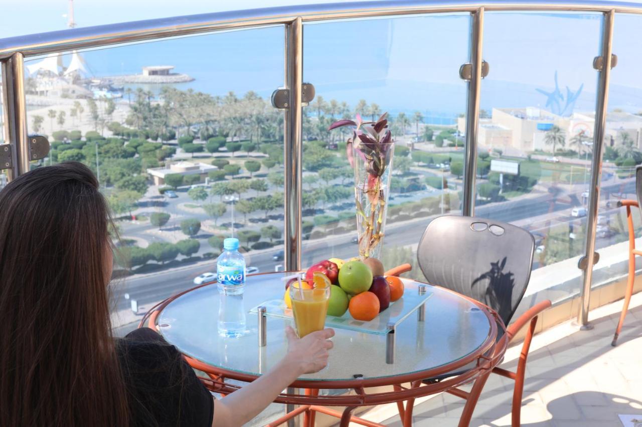 Le Royal Corniche Hotell Salmiya Eksteriør bilde